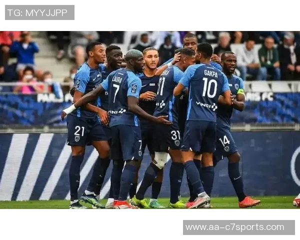 沙尔克04参与哲科争夺战巴黎FC等多队同样表现出浓厚兴趣